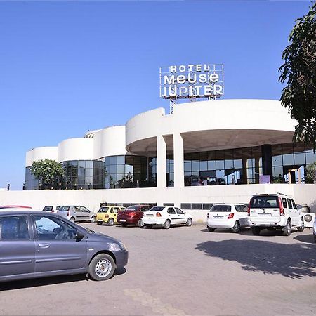 Meuse Jupiter Business And Luxury Hotel Нашик Екстер'єр фото