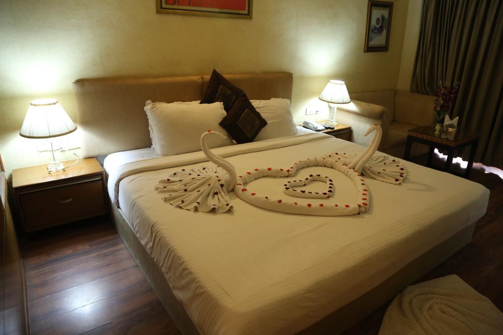 Meuse Jupiter Business And Luxury Hotel Нашик Номер фото