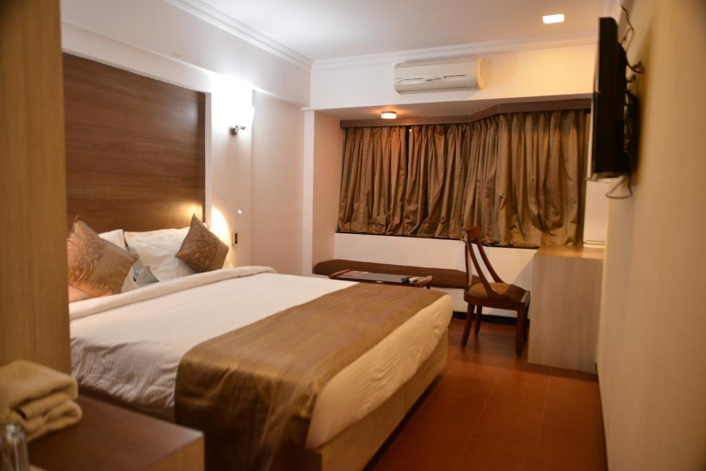 Meuse Jupiter Business And Luxury Hotel Нашик Номер фото
