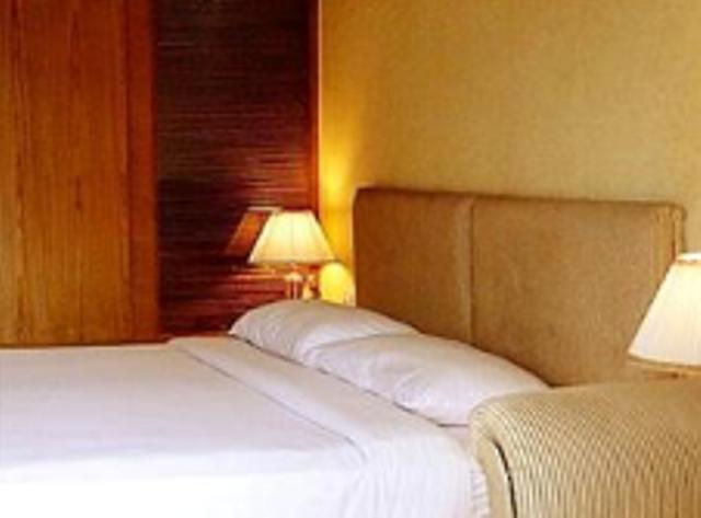 Meuse Jupiter Business And Luxury Hotel Нашик Екстер'єр фото